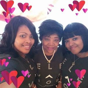 Meet your Posher, Cynthia